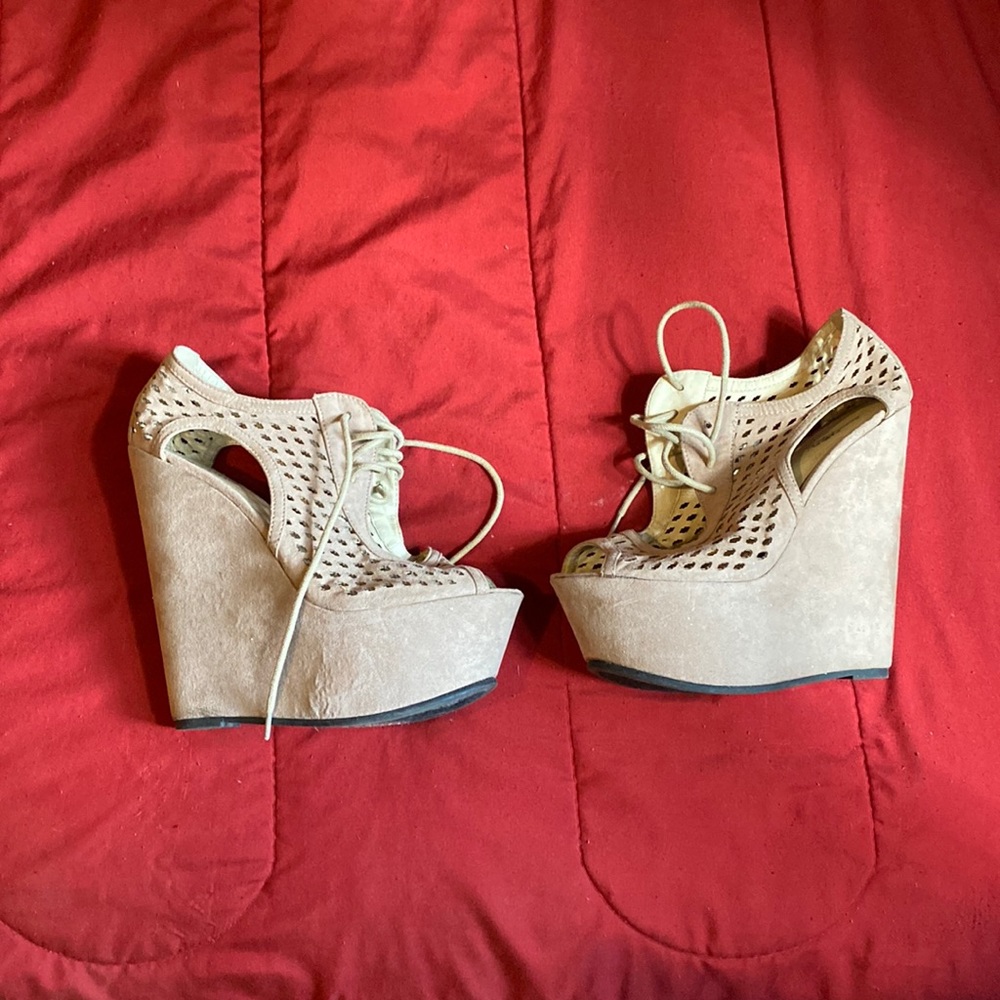 Charlotte Russe tan high heels